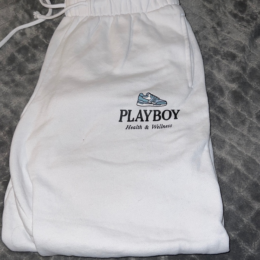 PacSun playboy white sweatpants size small🤍💙
